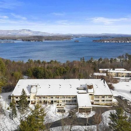 Cute Lower Level Cedar Lodge Room With Balcony & Lake Views! Laconia Bagian luar foto